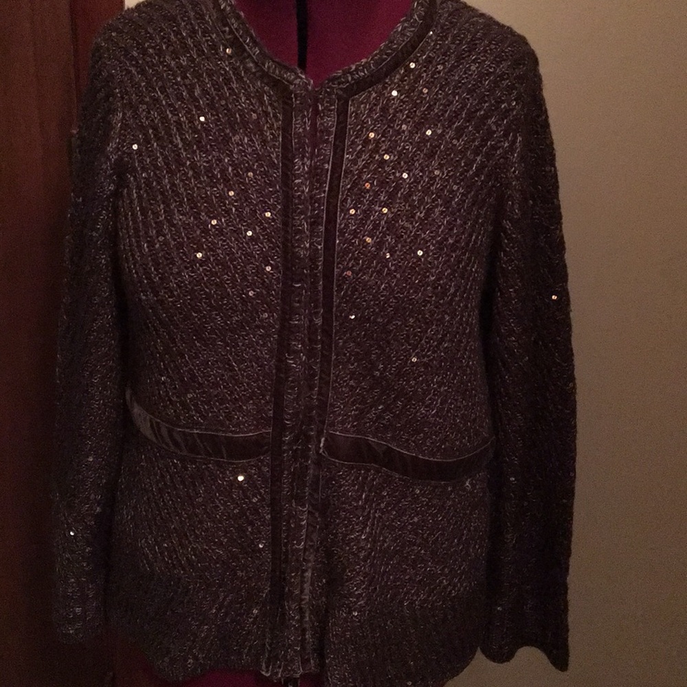 Women’s Sweater, Size L